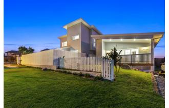 CUSTOM COAST CASUARINA