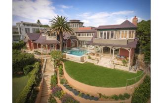 HI-PAC CONSTRUCTIONS VAUCLUSE