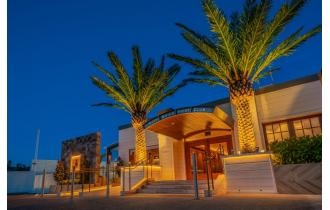 NEW ENGLAND CONSTRUCTIONS (Photos by Dream Designs & Photography)