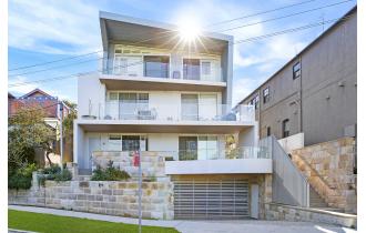 BRONXX CONSTRUCTIONS