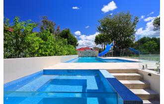 THE OTHER SIDE LANDSCAPES & CHATEAU ARCHITECTS + BUILDERS