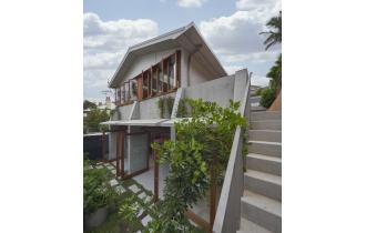 BEACH HOUSES AUSTRALIA PTY LTD