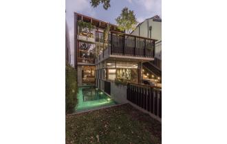 RE:FORM CONSTRUCTION