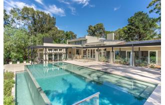 KMD The Outdoor Construction Company