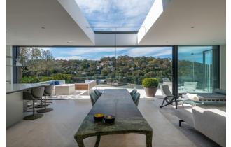 Living Constructions (NSW) Pty Ltd 