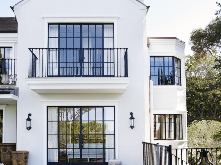 BEEBO CONSTRUCTIONS BELLEVUE HILL