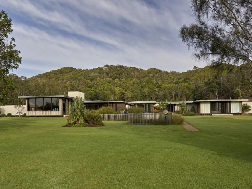 BELLEVARDE CONSTRUCTIONS BROKEN HEAD