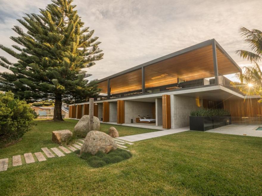 JOIN CONSTRUCTIONS MOLLYMOOK