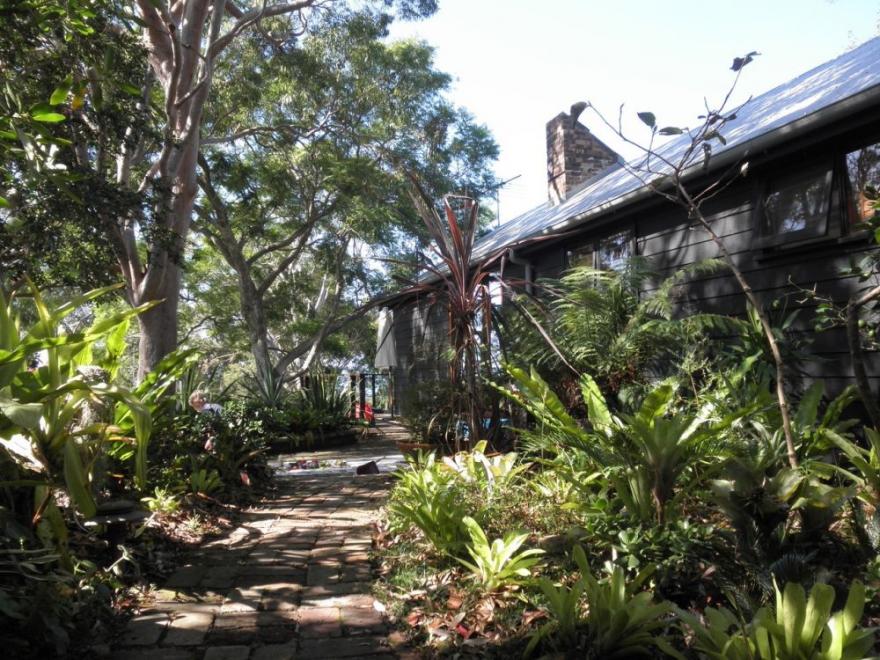 BLUESTONE HOMES AVALON