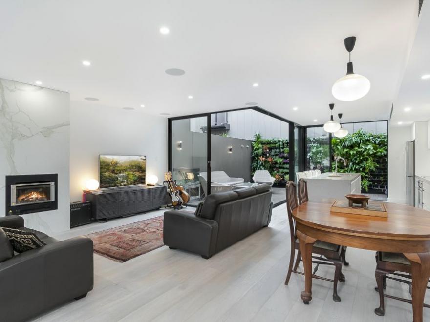 ELLIOTT PROJECTS NEUTRAL BAY