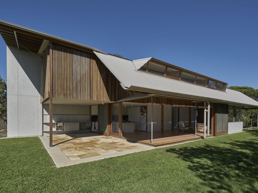 GECKO HOMES MACMASTERS BEACH - Photography by Michael Nicholas