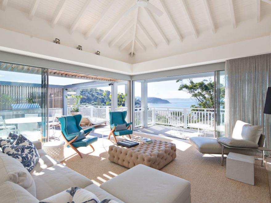 PACIFIC PLUS PALM BEACH