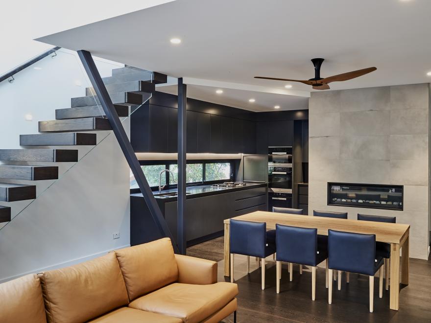 BOOM BUILD NEUTRAL BAY