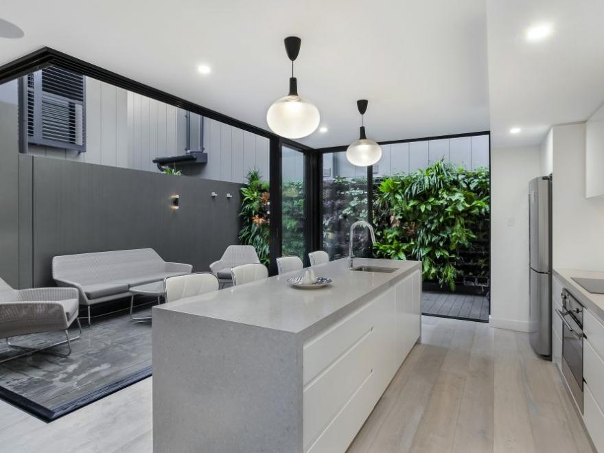 ELLIOTT PROJECTS NEUTRAL BAY