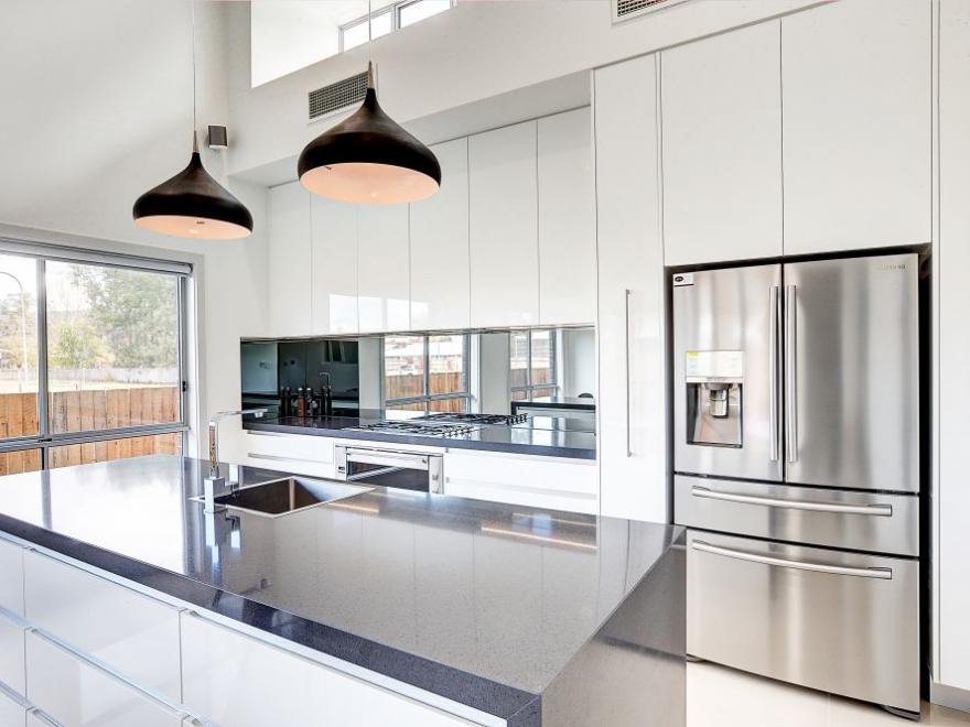 LYNCH BUILDING GROUP MUDGEE