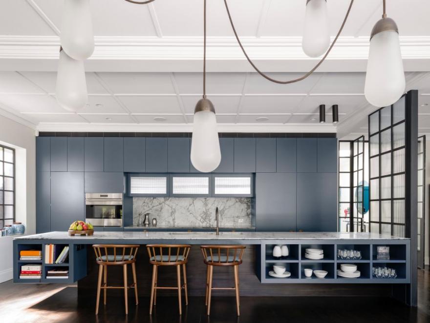 LIVING CONSTRUCTIONS BELLEVUE HILL