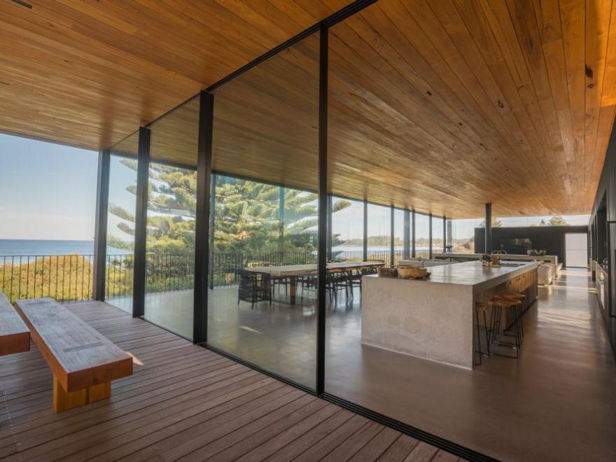 JOIN CONSTRUCTIONS MOLLYMOOK