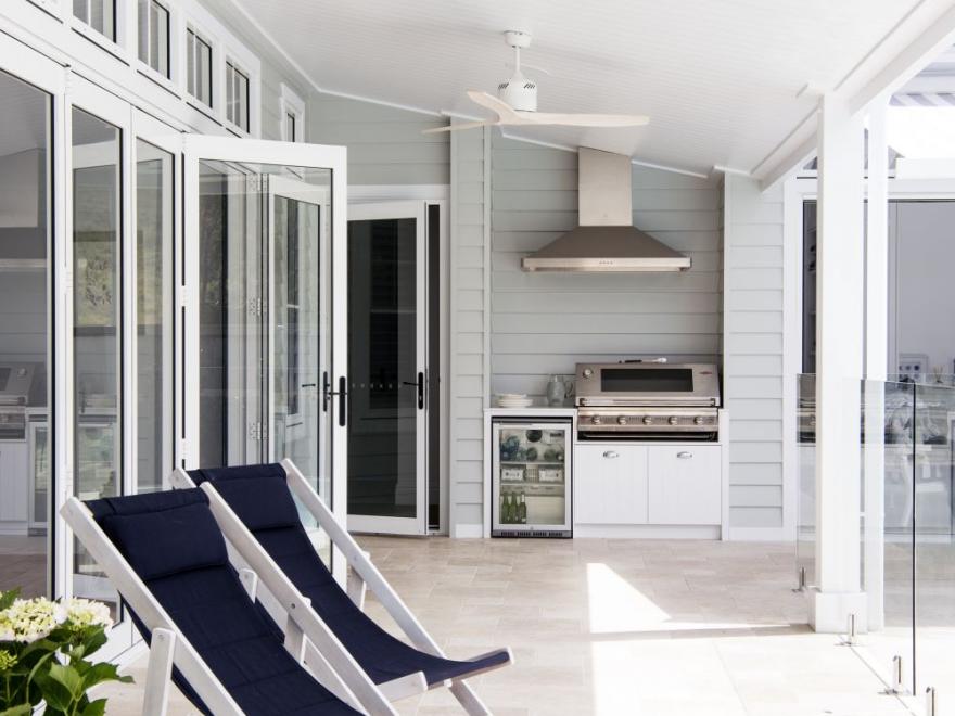 LIME BUILDING MOUNT KEMLBA