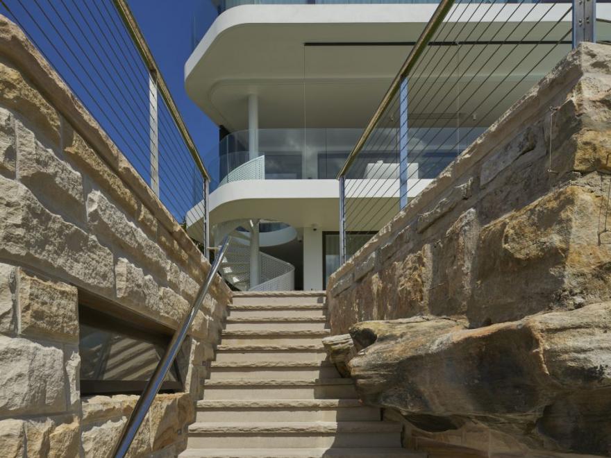 INNOVATIVE BUILDING VAUCLUSE