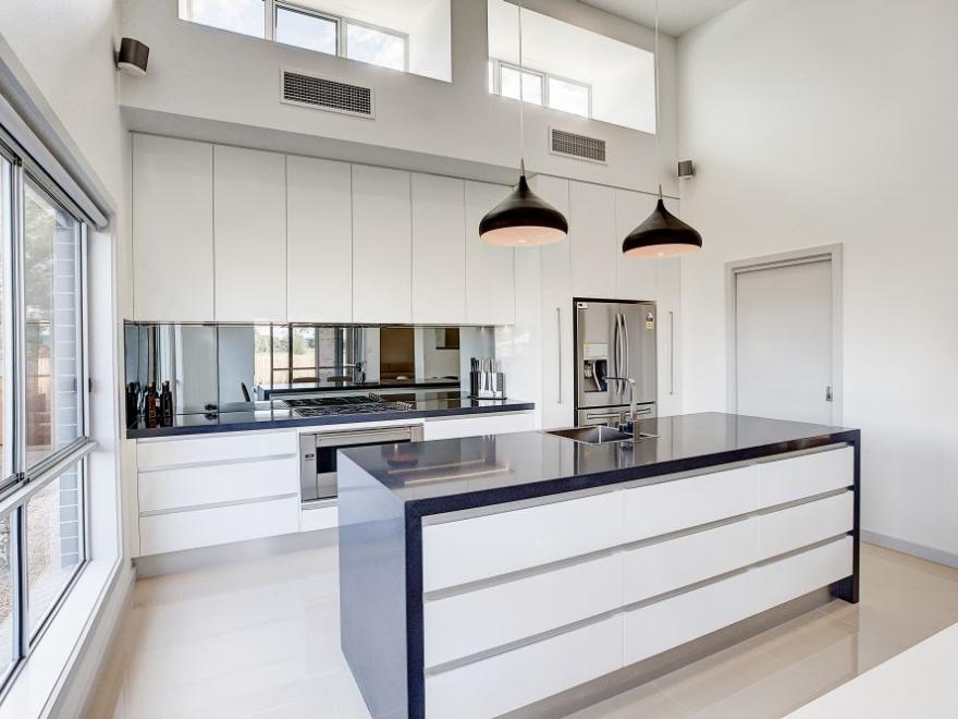 LYNCH BUILDING GROUP MUDGEE