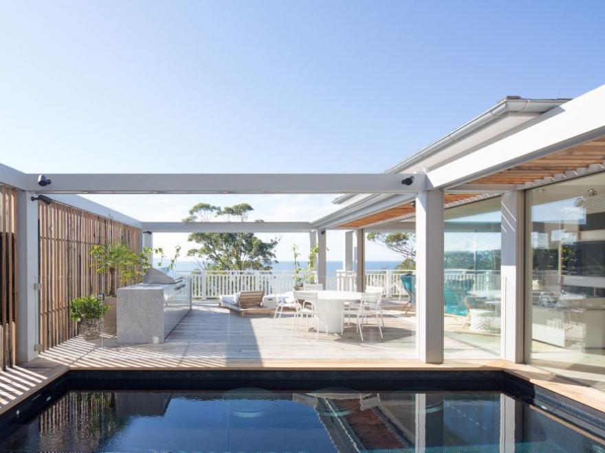 PACIFIC PLUS PALM BEACH