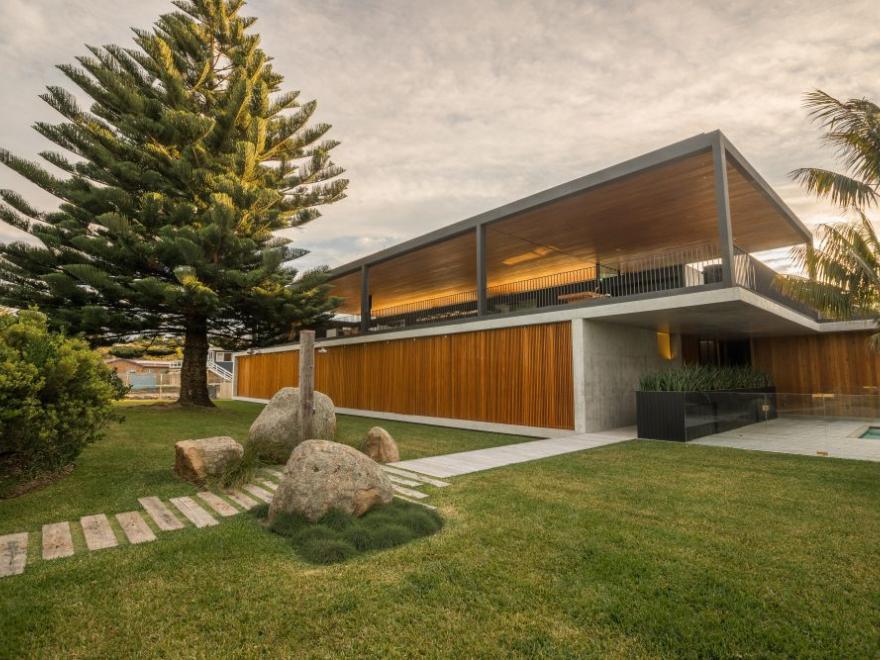 JOIN CONSTRUCTIONS MOLLYMOOK