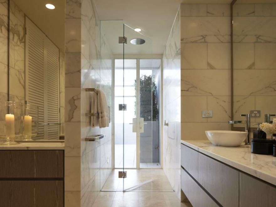 LIVING CONSTRUCTIONS POTTS POINT