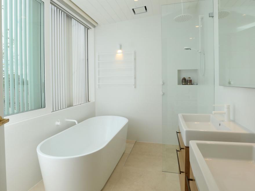 GENUINE BUILDING SERVICES LEICHHARDT