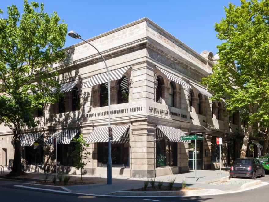 GROWTHBUILT WOOLLOOMOOLOO