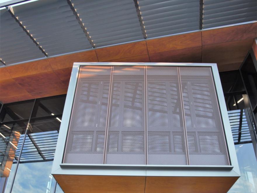 QUASAR CONSTRUCTIONS (COMMERCIAL)