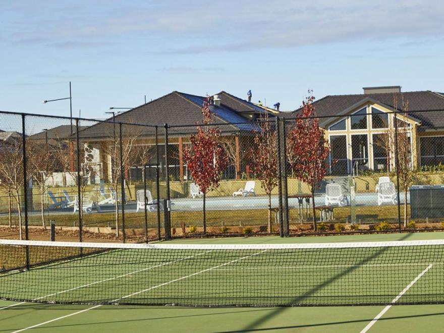 DYNAMIC PROJECTS (AUS)