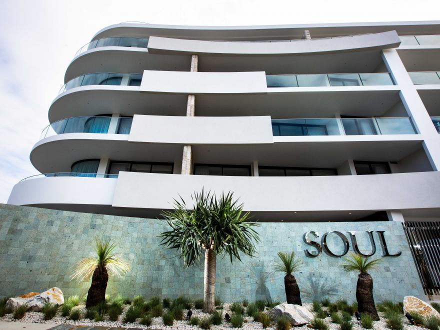 BRONXX CONSTRUCTIONS