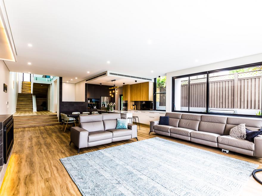 CONSTRUCTION & RENOVATIONS BY SM