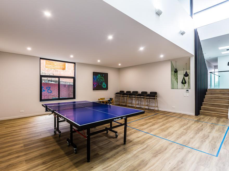 CONSTRUCTION & RENOVATIONS BY SM