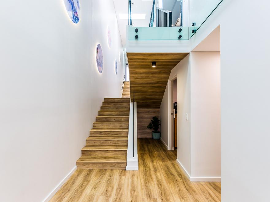 CONSTRUCTION & RENOVATIONS BY SM