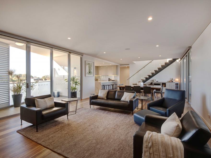 GALAND CONSTRUCTIONS & SONS PTY LTD