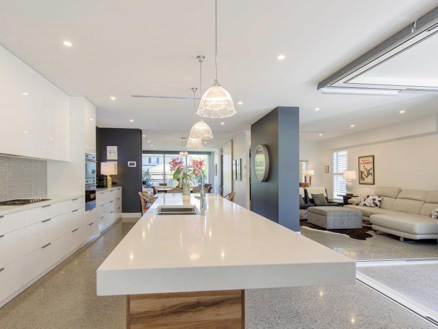 IH CONSTRUCTION GROUP