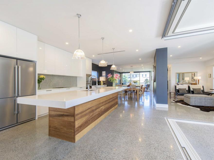 IH CONSTRUCTION GROUP