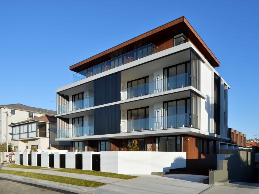 BRONXX CONSTRUCTIONS