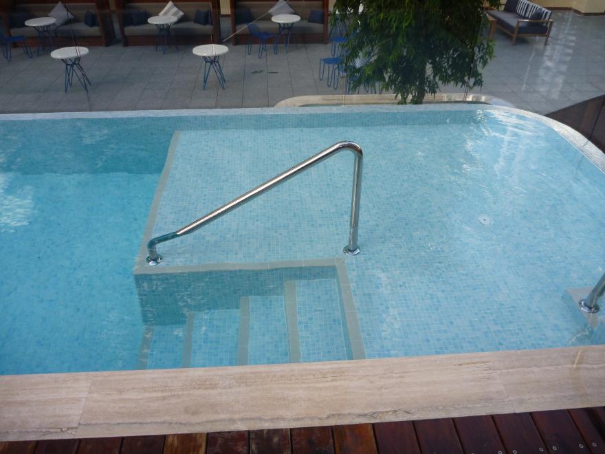 CRYSTAL POOLS PTY LTD