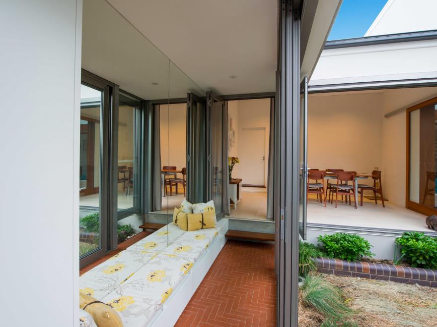 WHITE WOLF CONSTRUCTIONS PTY LTD