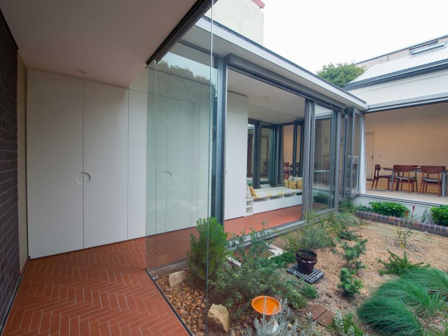 WHITE WOLF CONSTRUCTIONS PTY LTD