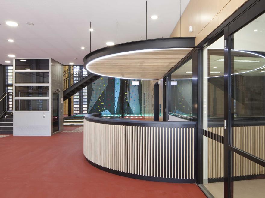 FDC CONSTRUCTION & FITOUT PTY LTD