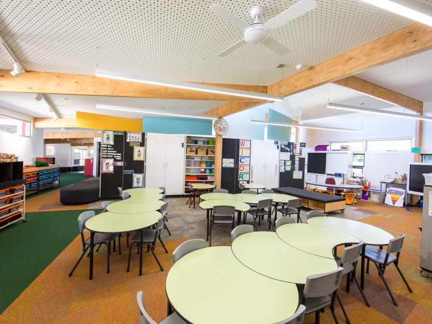 PREMIER BUILDING & CONSTRUCTION