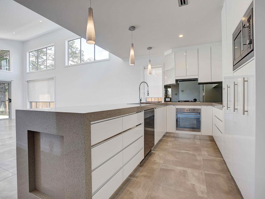 LYNCH BUILDING GROUP