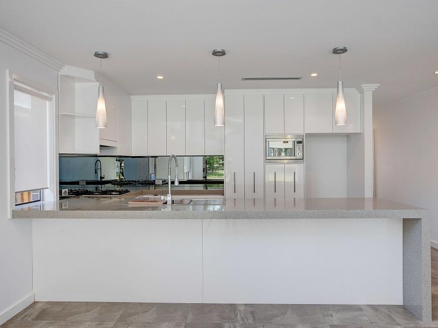 LYNCH BUILDING GROUP