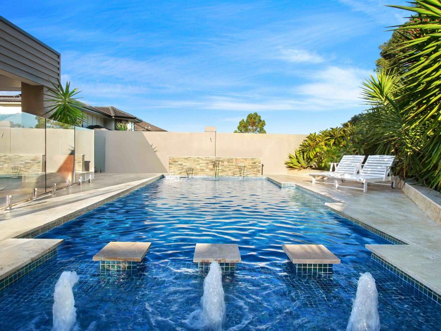 BOSTOCK POOLS & SPAS