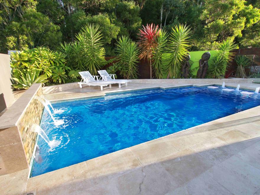 BOSTOCK POOLS & SPAS