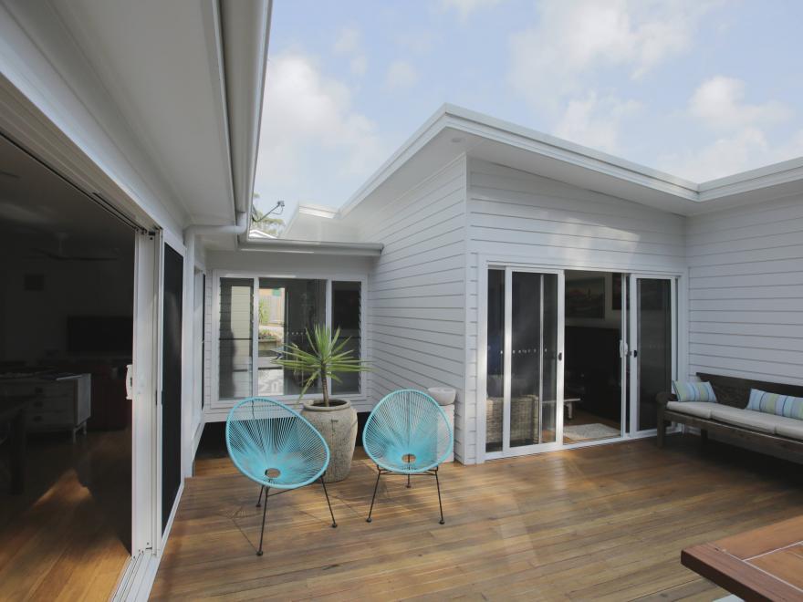 LIVING GREEN DESIGNER HOMES PTY LTD