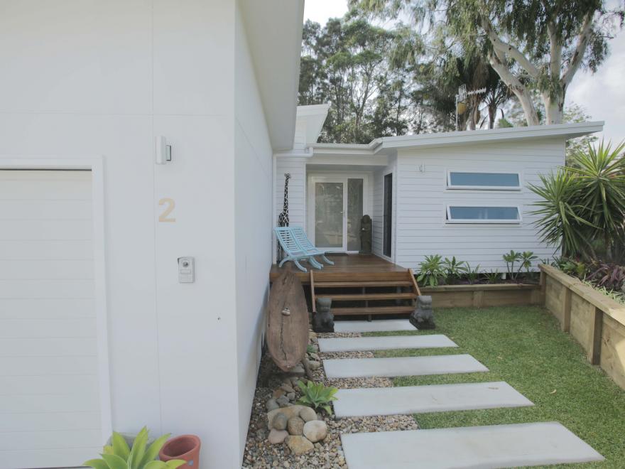 LIVING GREEN DESIGNER HOMES PTY LTD